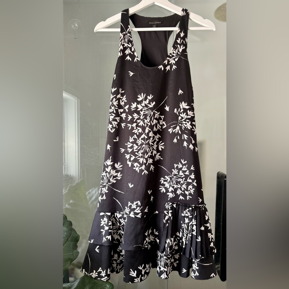 Banana Republic Black and White Floral Dress